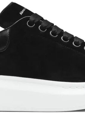 Alexander McQueen Black velvet sneaker